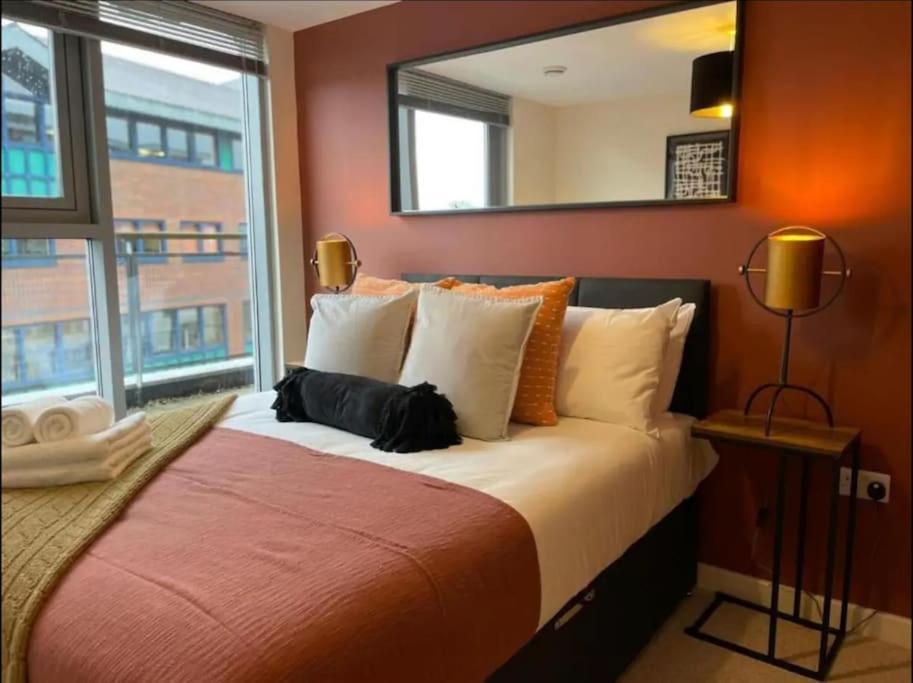 Paramount City Living 105 Swindon Exterior foto